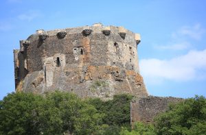 Das Château médiéval de Murol zeigt anschaulich das ländlich geprägte Leben in der Auvergne ds Mittelaters. (#3)