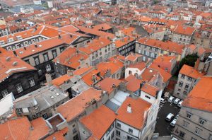 Clermont Ferrand in der Auvergne kann mit seinen Sehenswürdigkeiten einen ganzen Reiseführer alleine füllen. (#2)