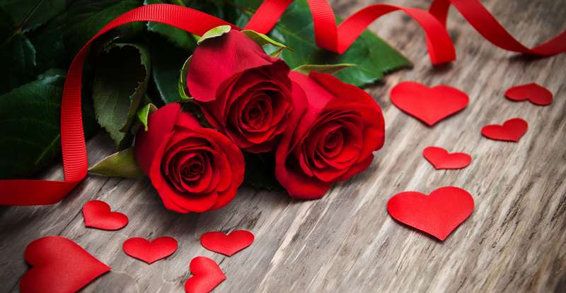 Besteht keine Möglichkeit, den Valentinstag zusammen zu feiern, muss er dennoch nicht ausfallen.  ( Foto: Adobe Stock-almaje_)