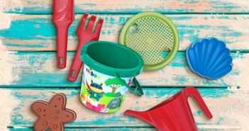 Spielzeug mit Zukunft: Sandförmchen aus recycelten Materialien Umweltbewusstes Spielvergnügen: Wiederverwertbare (Foto: Kaufland)