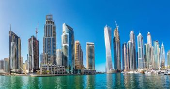 Dubai - Eine neue Drehscheibe für den Kreuzfahrttourismus (Foto: AdobeStock 106408400 Sergii Figurnyi)